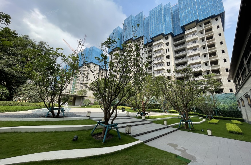 融創(chuàng)九熙府